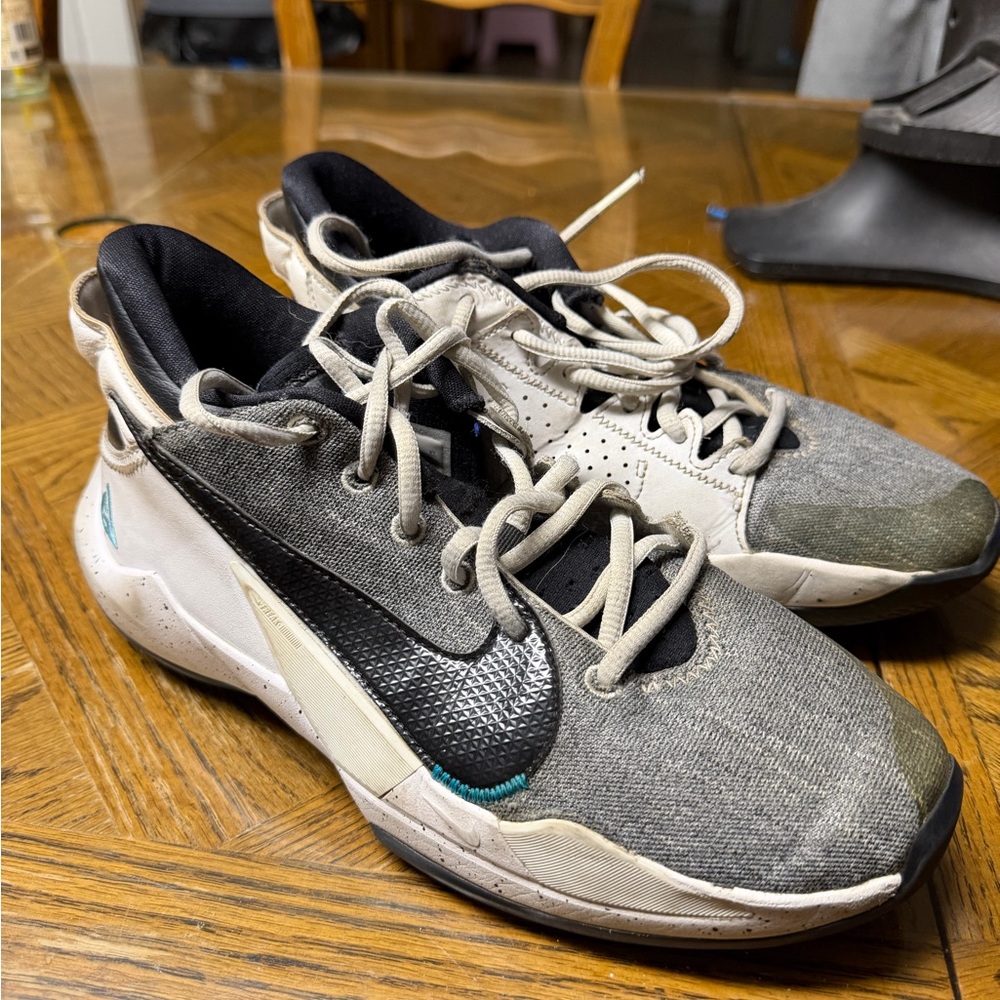 Nike Giannis Immortality "Black/Grey/Orange